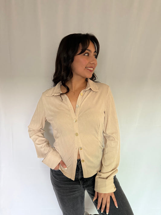 IVORY BUTTON UP